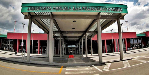 AEROPORTO SAN FRANCESCO D’ASSISI  E ACCADEMIA DI VOLO:  IL COMUNE TENUTO ALL’OSCURO CHIEDE  DI RISPETTARE IL PAESAGGIO E L’AMBIENTE