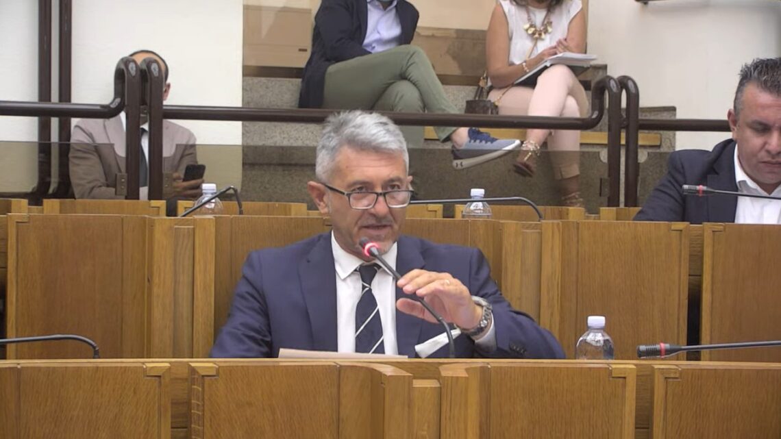 OSPEDALE DI FOLIGNO: “APPARECCHIO NUOVO GIÀ DANNEGGIATO”- PASTORELLI E MANCINI (LEGA) ANNUNCIANO INTERROGAZIONE