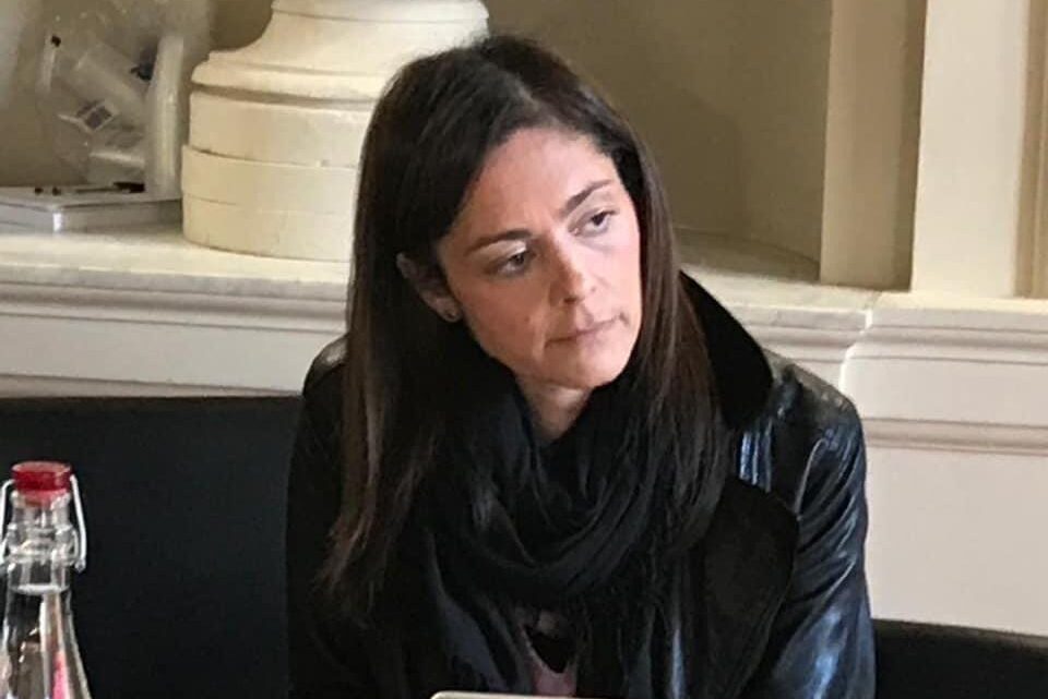 TERZA COMMISSIONE: PER OFFERTA FORMATIVA E PROGRAMMAZIONE RETE SCOLASTICA 2021-2022 CONFERMATE LINEE PIANO PRECEDENTE – ASTENUTI COMMISSARI MINORANZA