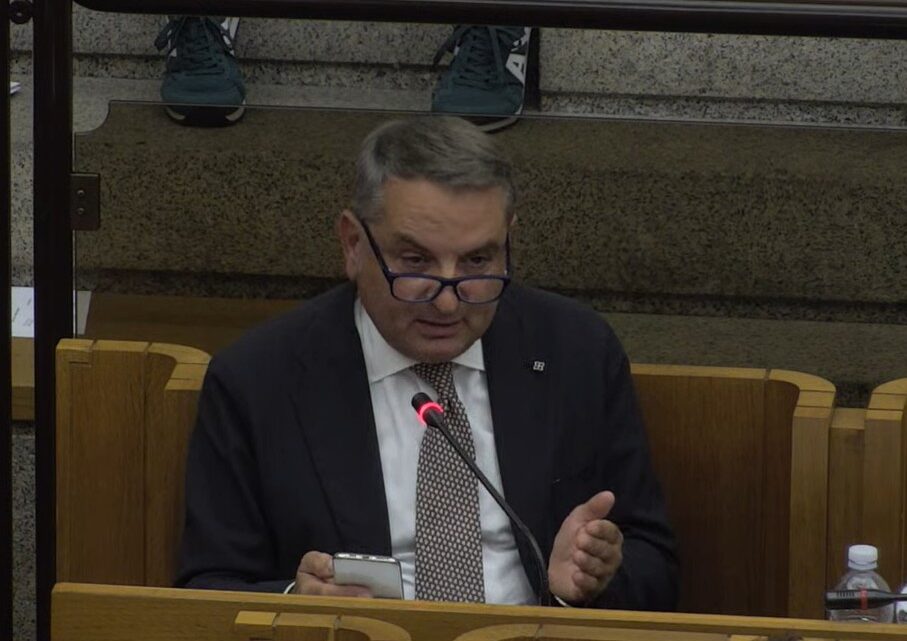 ARPA: “APPREZZAMENTO PER L’APPROVAZIONE DEL PIANO DI RIFORMA DELL’AGENZIA REGIONALE PER L’AMBIENTE” – PAPARELLI (PD) “RECEPITA LA MIA INIZIATIVA LEGISLATIVA”