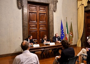 GESTIONE RIFIUTI, PRESIDENTE TESEI E ASSESSORE MORRONI: NEL 2021 NUOVO PIANO PER TRASFORMARE UMBRIA IN MODELLO VIRTUOSO. DA OGGI AL LAVORO COMITATO TECNICO SCIENTIFICO