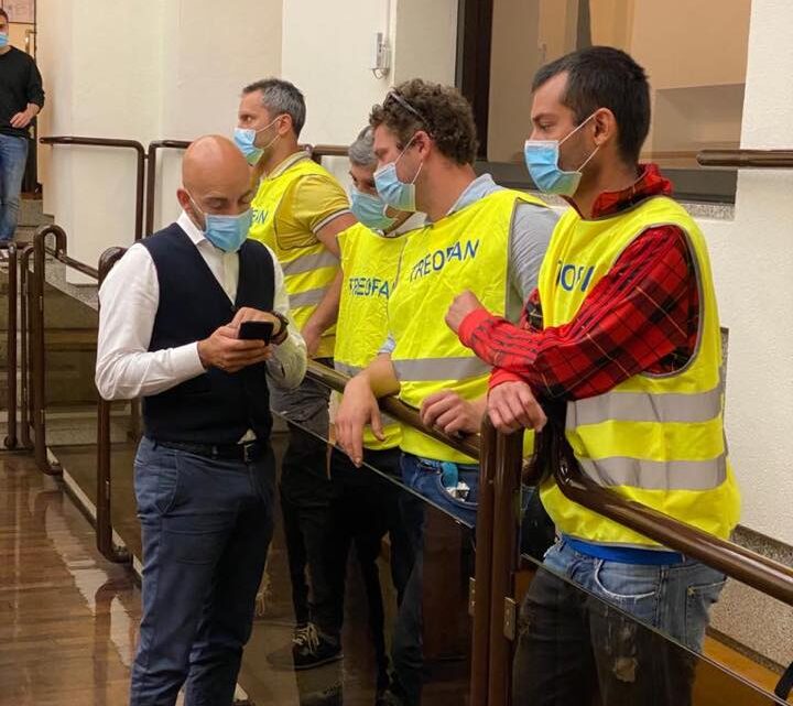TREOFAN: “NON PERMETTIAMO DI DEPREDARE LE NOSTRE AZIENDE” – BIANCONI (MISTO) “A FIANCO DEI LAVORATORI”