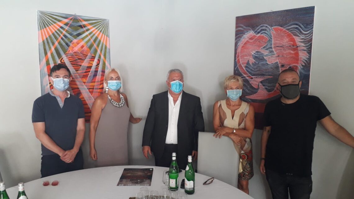 FOLIGNO MADEART’, FESTIVAL DELLA MODA E DEL DESIGN ARTIGIANALE. NEL CHIOSTRO PALAZZO TRINCI (8 E 9 AGOSTO 2020) ARRIVANO 27 ESPOSITORI, PROVENIENTI DA TUTTA ITALIA