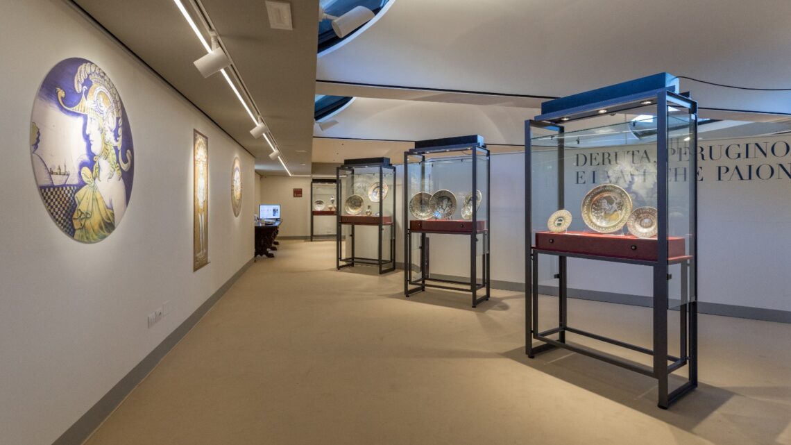 “DAL LUSTRO ALL’ISTORIATO: RAFFAELLO E LA NUOVA MAIOLICA”  GUBBIO, LOGGE DEI TIRATORI DELLA LANA  11 SETTEMBRE 2020 – 06 GENNAIO 2021