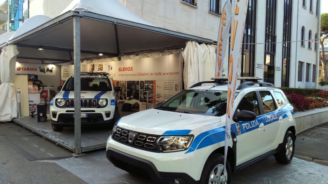 NUOVA AUTOVETTURA DI SERVIZIO PRESTO IN DOTAZIONE ALLA POLIZIA LOCALE