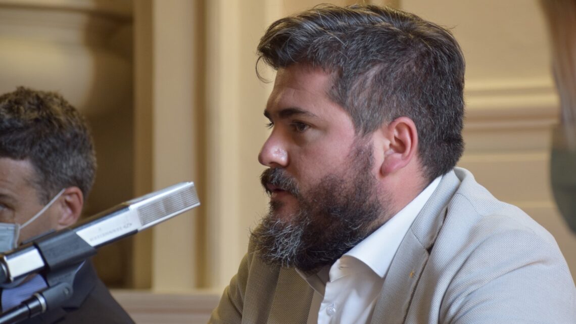 NEVE E MALTEMPO IN VALNERINA: “TREMILA FAMIGLIE ISOLATE, SERVE STRATEGIA PER INDIPENDENZA ENERGETICA DELLE AREE INTERNE” – DE LUCA (M5S) ANNUNCIA INTERROGAZIONE