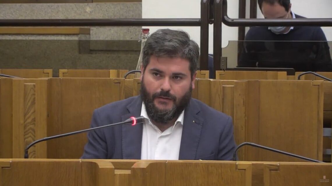 CORONAVIRUS: “CARENZA DI PERSONALE, COLLABORAZIONE TRA GLI ENTI PER RIPRISTINARE IL TRACCIAMENTO DEI CONTAGI” – NOTA DI DE LUCA (M5S)