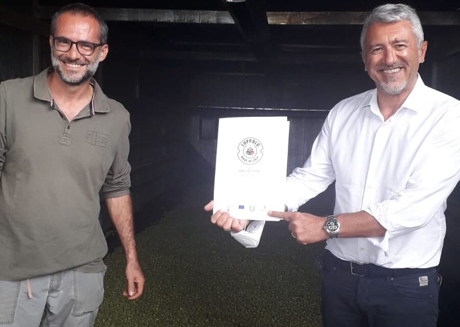 LUPPOLO: “VALORIZZARE E PROMUOVERE LA FILIERA ITALIANA PARTENDO DALL’UMBRIA” – MANCINI (LEGA) IN VISITA A STRUTTURA AGRICOOPER DI CITTÀ DI CASTELLO