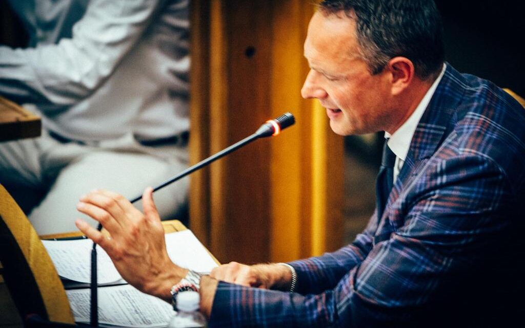 LAGO TRASIMENO: “ERA NECESSARIO RIPORTARE L’ATTENZIONE SULLE TEMATICHE FONDAMENTALI PER IL RILANCIO” – RONDINI (LEGA) SODDISFATTO PER L’APPROVAZIONE DELLA MOZIONE