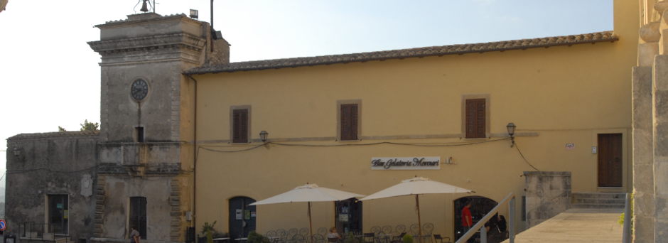 CALVI DELL’UMBRIA, SINDACO GRILLINI ILLUSTRA PROGRAMMA AMBIENTALE: “OBIETTIVO 90 PER CENTO RACCOLTA DIFFERENZIATA”