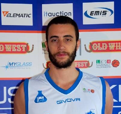COLPACCIO DI MERCATO DEL BASKET GUALDO: UFFICIALE L’ARRIVO DI SIMONE DE ANGELIS