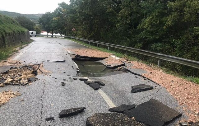 STRADA INTERROTTA A PIAN DELLA PIEVE  PER UN GUASTO ALL’ACQUEDOTTO