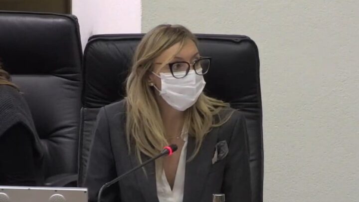 VERTENZA “GRANCASA” DI CORCIANO: “NUOVE POLITICHE ATTIVE DEL LAVORO, PERCORSI DI ACCOMPAGNAMENTO ALLA PENSIONE E RICOLLOCAMENTO DEL PERSONALE” – RICHIESTA DI MELONI (PD) ALLA GIUNTA