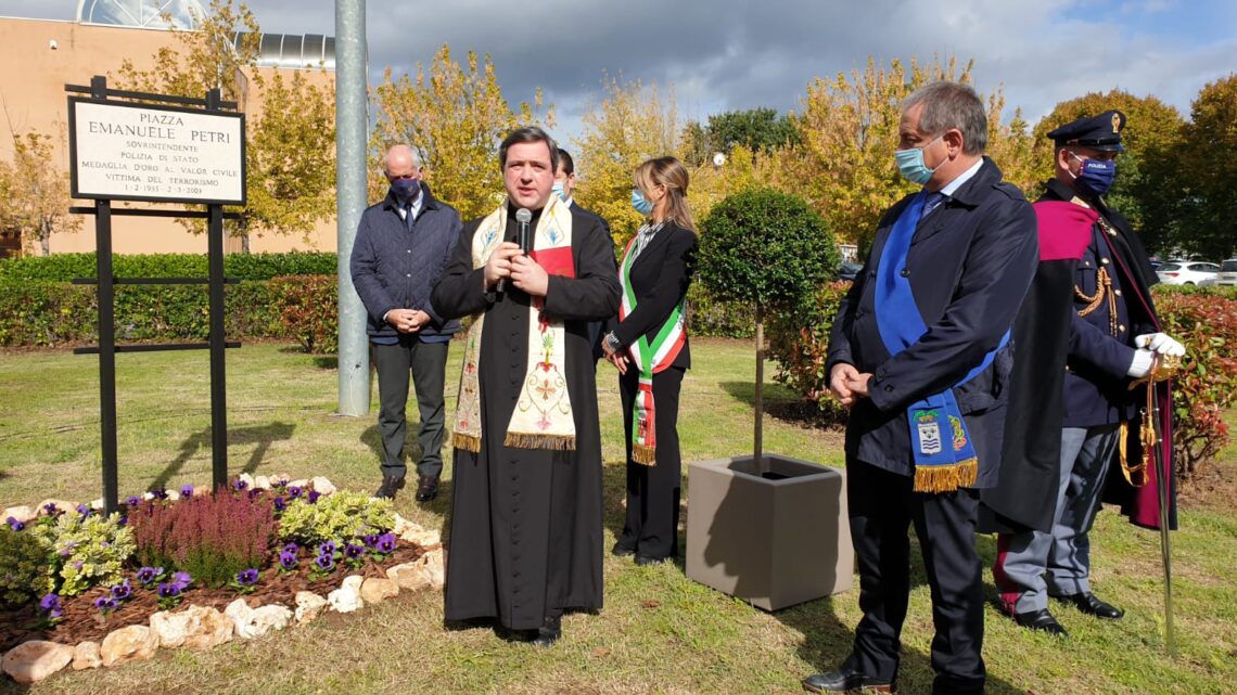 ORVIETO, INTITOLAZIONE PIAZZALE A EMANUELE PETRI, LATTANZI: “UOMO SIMBOLO LOTTA A TERRORISMO ED ESEMPIO PER GIOVANI GENERAZIONI”
