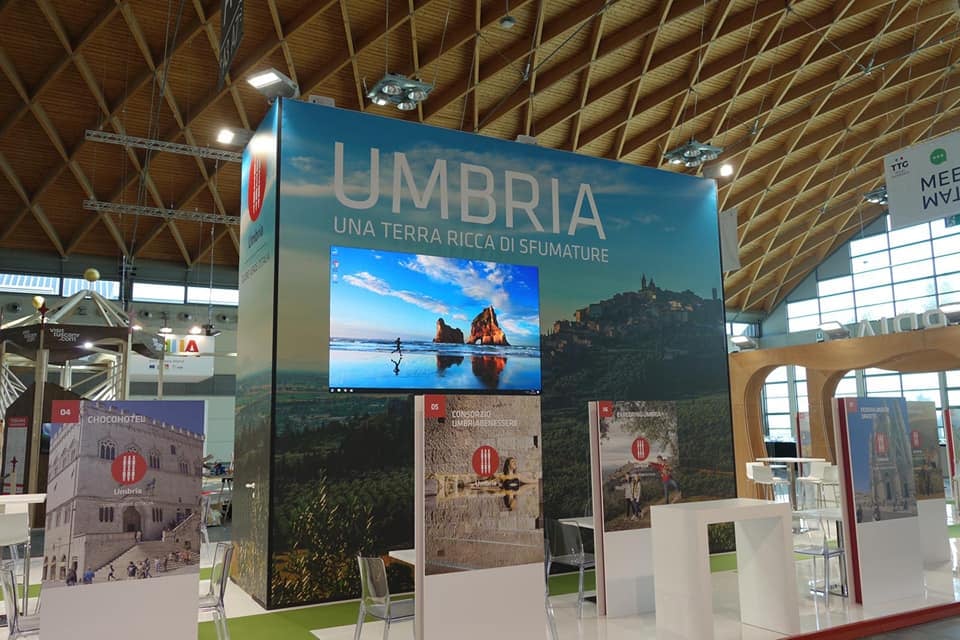 L’UMBRIA CHE VUOLE RESISTERE ED AFFRONTARE LE SFIDE ECONOMICHE RIPARTE DALLA FIERA TTG DI RIMINI