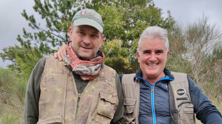 IL ‘POTERE’ DELLA TRIFOLA: A PIETRALUNGA FA INCONTRARE DUE AMICI DOPO 40 ANNI