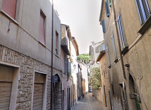 INTERRUZIONE TRANSITO VEICOLARE IN VIA FELICE CAVALLOTTI