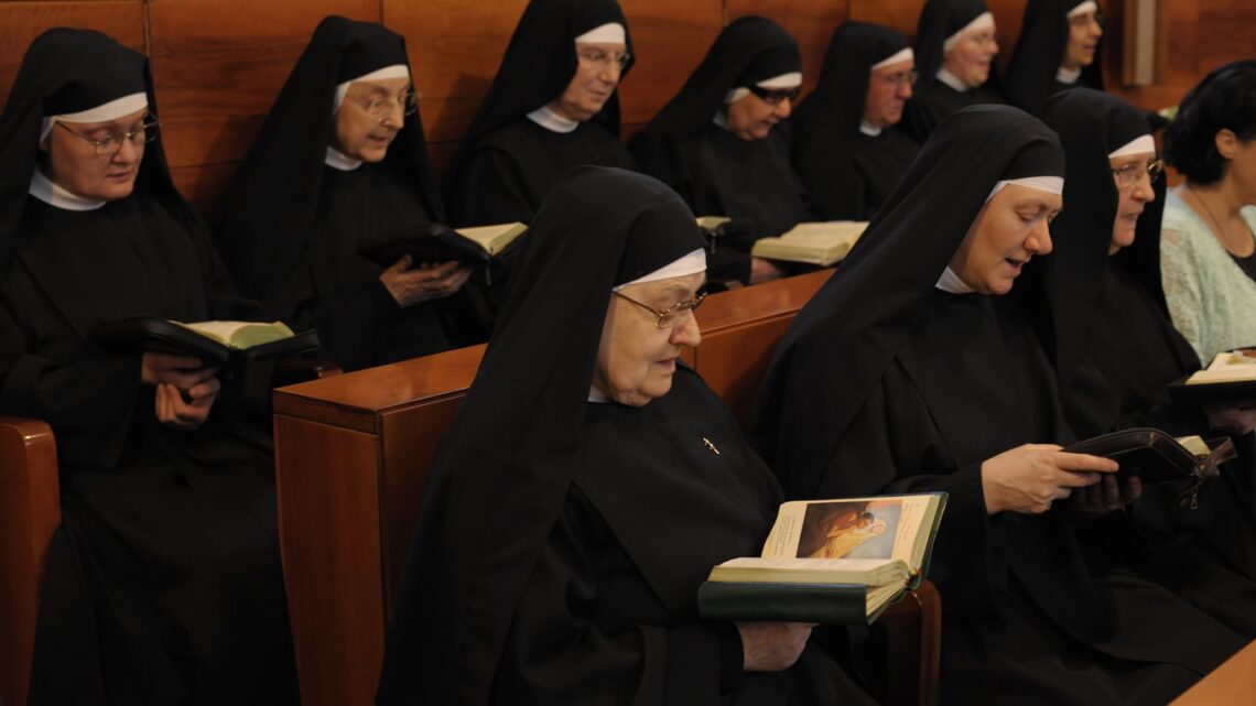 GIORNATA MONDIALE DELLE CLAUSTRALI  “IMPARIAMO DA SANTA RITA AD ESSERE IN COMUNIONE, PER ABBATTERE OGNI DIVISIONE”: LA “SFIDA” AL MONDO DELLE AGOSTINIANE DI CASCIA