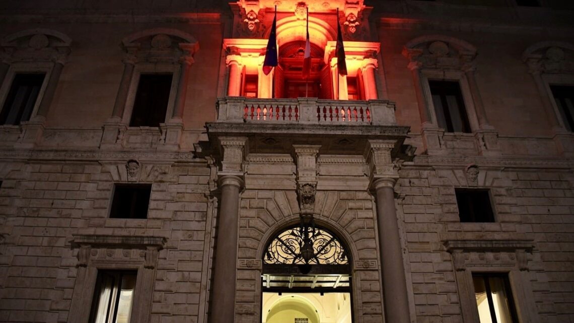 GIORNATA CONTRO LA VIOLENZA SULLE DONNE; TESEI E SQUARTA: “ISTITUZIONI UNITE PER PROTEGGERE LE DONNE ED EDUCARE TUTTI AL RISPETTO”. AGABITI: “FONDI SUPPLEMENTARI PER CENTRI ANTIVIOLENZA E CASE RIFUGIO”