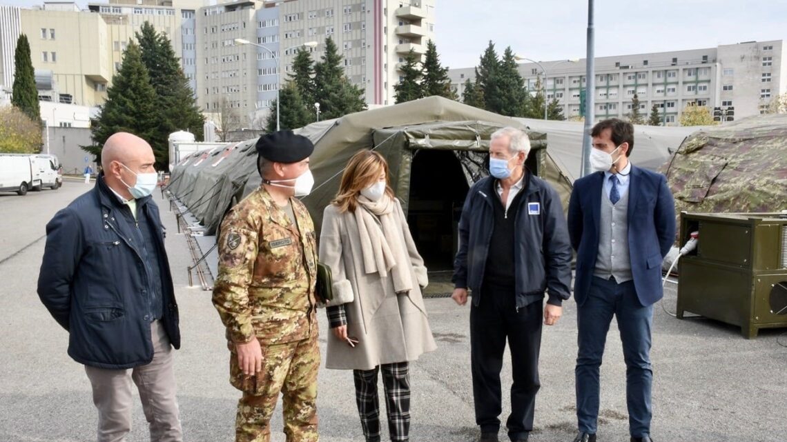 PRESIDENTE TESEI VISITA A PERUGIA L’OSPEDALE DA CAMPO DELL’ESERCITO