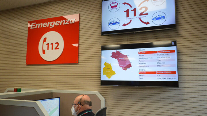 DOMANI LA GIORNATA EUROPEA DEL “112”. A CENTRALE UNICA MARCHE-UMBRIA DALL’ATTIVAZIONE OLTRE 1 MILIONE E 300 MILA LE CHIAMATE. COLETTO: “IL SERVIZIO HA GARANTITO OTTIMI RISULTATI ALLA POPOLAZIONE”
