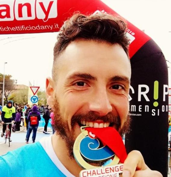 CORRERÀ PER 48 ORE PER LA RICERCA: LA SFIDA SOLIDALE DI ALESSIO 