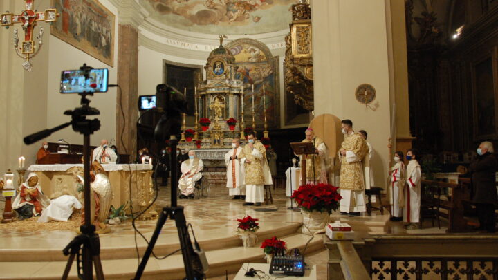 CATTEDRALE DI TERNI – OMELIA DEL VESCOVO GUSEPPE PIEMONTESE NELLA CELEBRAZIONE DELLA NOTTE DI NATALE