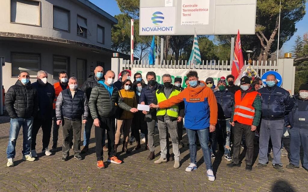 LICENZIATI DALL’AZIENDA DONANO 900 EURO PER I MALATI COVID E I BIMBI DELLA PEDIATRIA  IL GRANDE CUORE DEI LAVORATORI DELLA TREOFAN