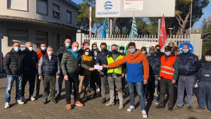 LICENZIATI DALL’AZIENDA DONANO 900 EURO PER I MALATI COVID E I BIMBI DELLA PEDIATRIA  IL GRANDE CUORE DEI LAVORATORI DELLA TREOFAN
