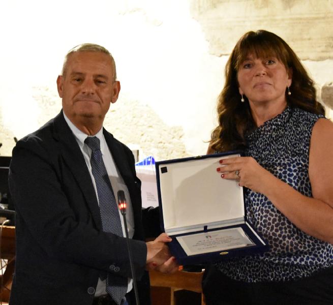 IL CONI CONFERISCE LA STELLA D’ARGENTO AL BASKET TODI0