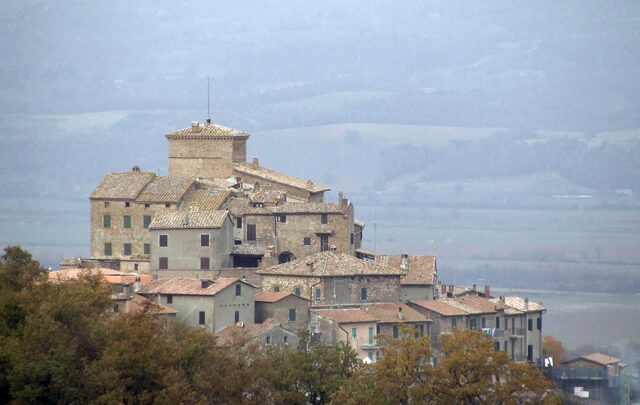 FABRO, IL COMUNE PUBBLICA L’AVVISO PER L’EROGAZIONE DI FONDI COVID DESTINATI A COMMERCIO E ARTIGIANATO