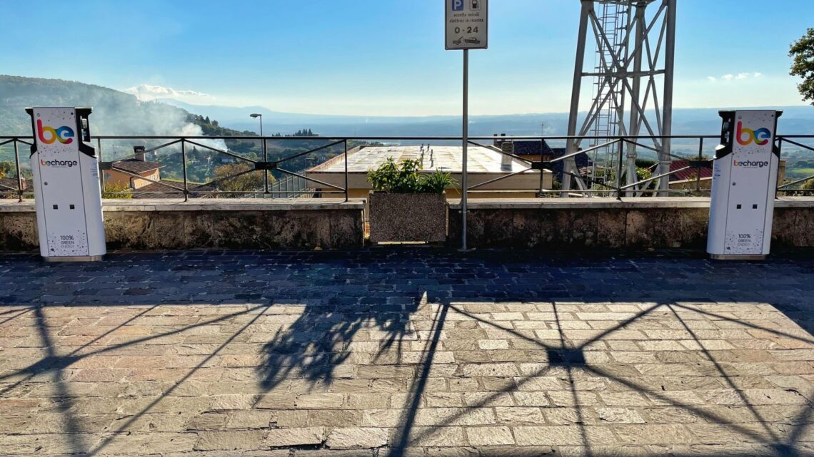MONTECCHIO, DA OGGI IN FUNZIONE COLONNINE PER RICARICA VEICOLI ELETTRICI