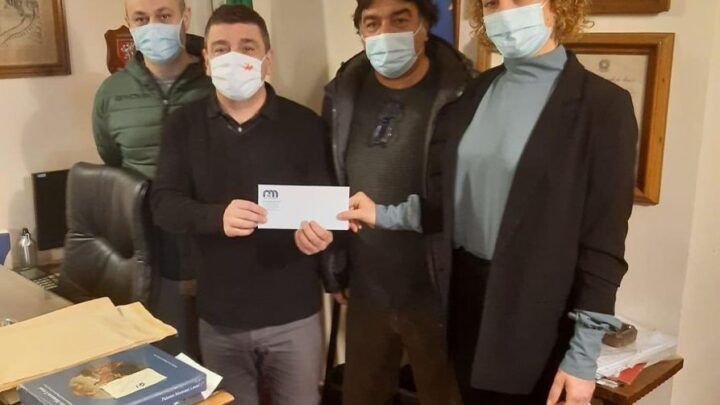 NARNI, COMUNE RICEVE DONAZIONE DA DIPENDENTI GRANDE MECCANICA PER PROGETTO “DISPENSE SOLIDALI”