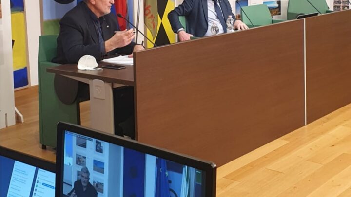 LO STATO DI AVANZAMENTO DEI 4 “CANTIERI” ATTIVATI DALLA REGIONE PER IL SOSTEGNO E RILANCIO DELL’AGRICOLTURA UMBRA: UN CENTINAIO DI IMPRENDITORI DI CONFAGRICOLTURA UMBRIA HANNO INCONTRATO L’ASSESSORE REGIONALE MORRONI CHE HA ILLUSTRATO I PASSAGGI SIGNIFICATIVI.