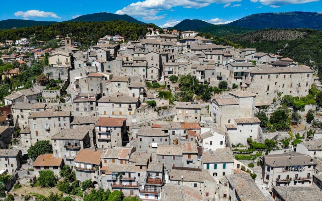CALVI DELL’UMBRIA, COVID-19, APPELLO SINDACO GRILLINI: “CONTINUARE AD USARE MASSIMA ATTENZIONE”