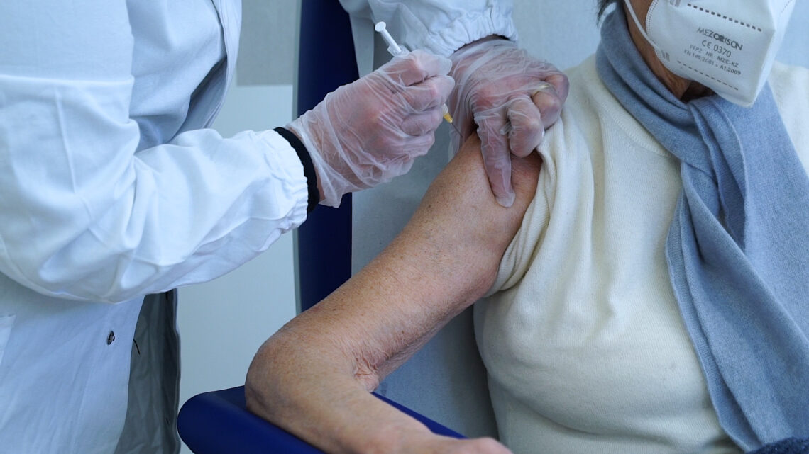 CORONAVIRUS: IN 4 GIORNI SOMMINISTRATE IN UMBRIA 4902 DOSI DI VACCINO