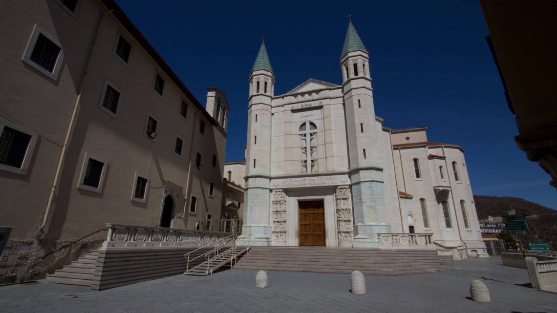 LA PRIORA DEL MONASTERO SANTA RITA DA CASCIA SULLA GIORNATA MONDIALE DEL MALATO   “IMPARIAMO A PORTARE LA CROCE DI CHI SOFFRE, PER GUARIRE TUTTI, INSIEME”