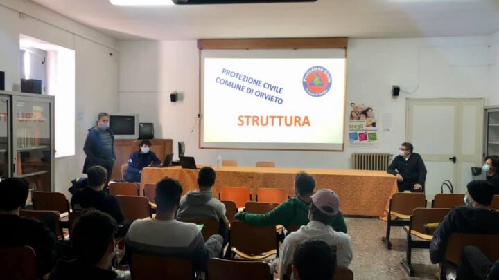 PROGETTO “PROTEZIONE CIVILE NELLE SCUOLE”: INIZIATO CICLO DI LEZIONI ALL’ISTITUTO DI ISTRUZIONE SUPERIORE ARTISTICA, CLASSICA E PROFESSIONALE