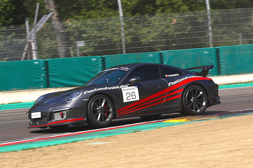 PORSCHE CLUB GT “A TUTTA”: 50 ISCRITTI AL PRIMO ROUND DEL MUGELLO!