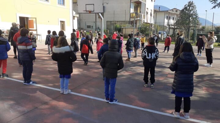 CONCORSO “DISEGNA LA MONTAGNA”:  L’ASSOCIAZIONE STEFANO ZAVKA PREMIA GLI ALUNNI DELLA PRIMARIA GABELLETTA