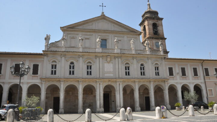 CELEBRAZIONI DELLA SETTIMANA SANTA PRESIEDUTE DAL VESCOVO PIEMONTESE