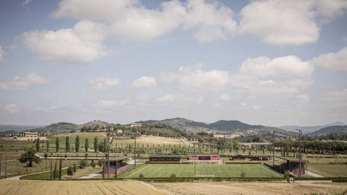 SOLOMEO: IL PARCO DELLA BELLEZZA ADIBITO AD IMPORTANTE CENTRO DI VACCINI ANTI-COVID. STRETTA COLLABORAZIONE TRA REGIONE UMBRIA, AUSL UMBRIA 1, BRUNELLO CUCINELLI S.P.A E FONDAZIONE BRUNELLO E FEDERICA CUCINELLI