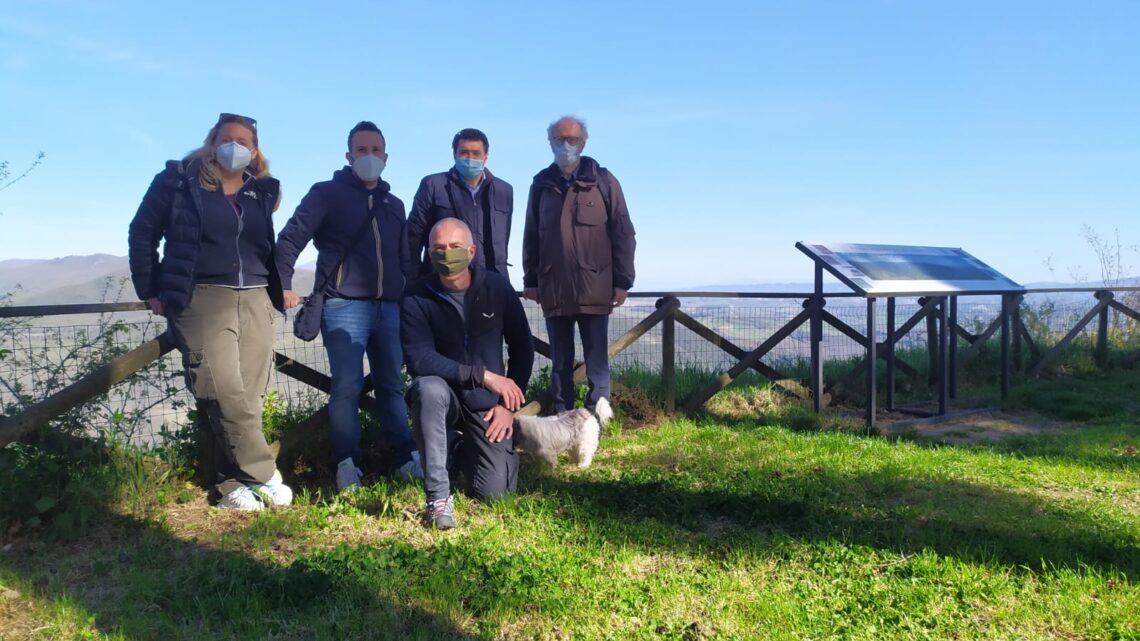 FIRMATA UNA CONVENZIONE TRA IL COMUNE DI CASTEL VISCARDOED IL CLUB ALPINO ITALIANO, SEZIONE DI ORVIETO, PER L’ORGANIZZAZIONE DEI PERCORSI ESCURSIONISTICI E LA MANUTENZIONE DELLA RETE SENTIERISTICA E DELLA VIABILITÀ MINORE