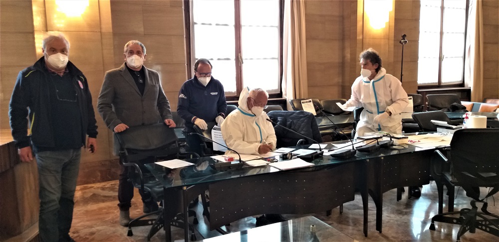 PROVINCIA, COVID-19: INIZIATO OGGI SCREENING SU DIPENDENTI ENTE, LATTANZI: “MOMENTO IMPORTANTE, SIAMO UNICO ENTE PROVINCIALE IN ITALIA”