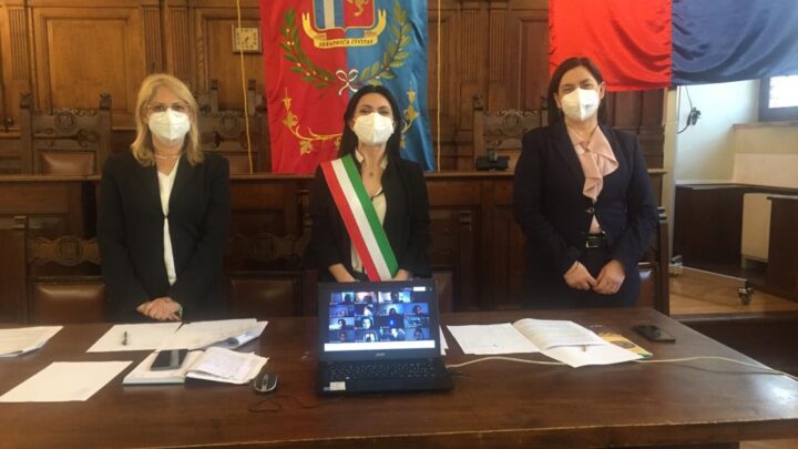 CONSIGLIO COMUNALE RAGAZZI E RAGAZZE  ARIANNA TORDONI E’ ELETTA SINDACO