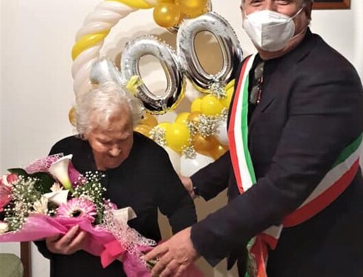 GUARDEA, FESTA PER 100 ANNI VENERANDA MARI