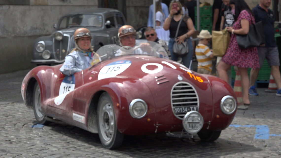 RADUNO AUTO STORICHE NEL CENTRO STORICO DI ORVIETO. DOMENICA 10 OTTOBRE