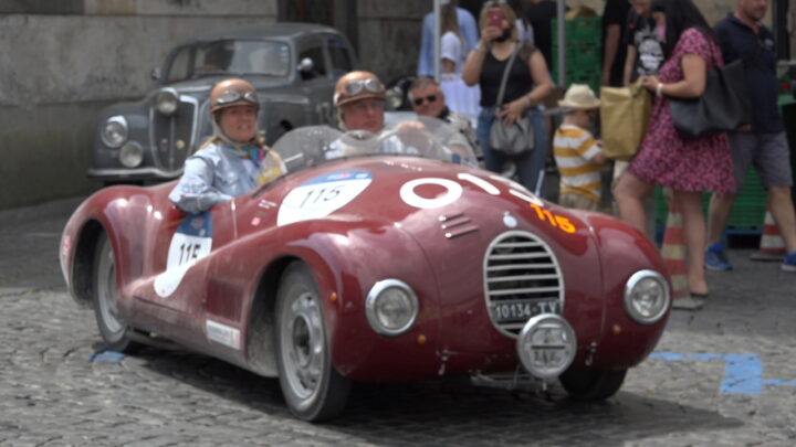 RADUNO AUTO STORICHE NEL CENTRO STORICO DI ORVIETO. DOMENICA 10 OTTOBRE