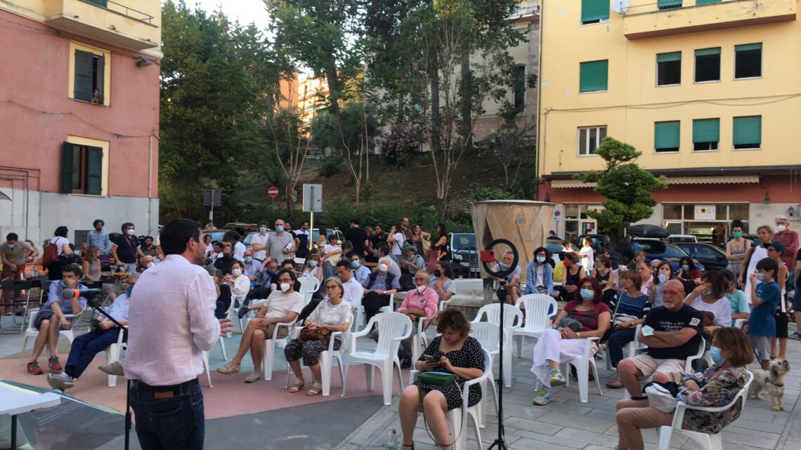 PIENA LA PIAZZA PER LA NEXT GENERATION TAX DI SINISTRA ITALIANA. 