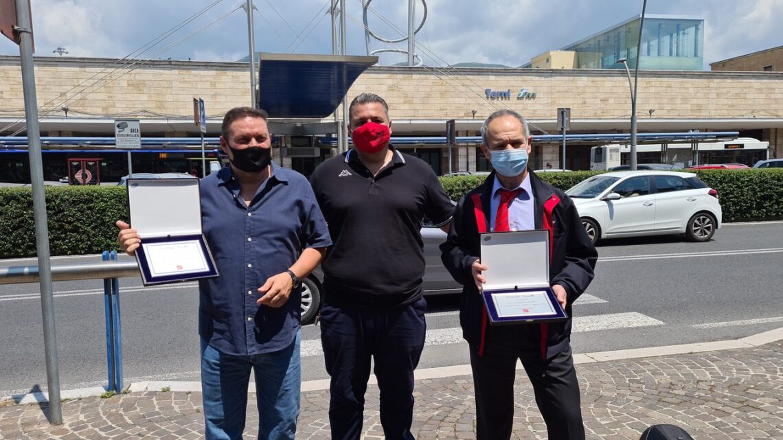 TRENO DERAGLIATO PER UNA FRANA: LA FILT CGIL PREMIA I MACCHINISTI CHE LO HANNO PORTATO IN SALVO